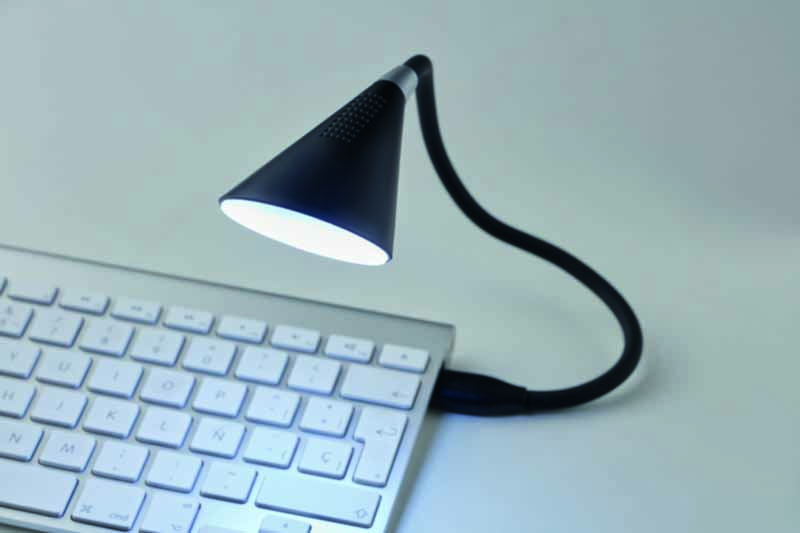 LAMPADA USB 2 INTENSITA' CON SPEAKER BLUETOOTH 3W cm 39x6,1x5,6
