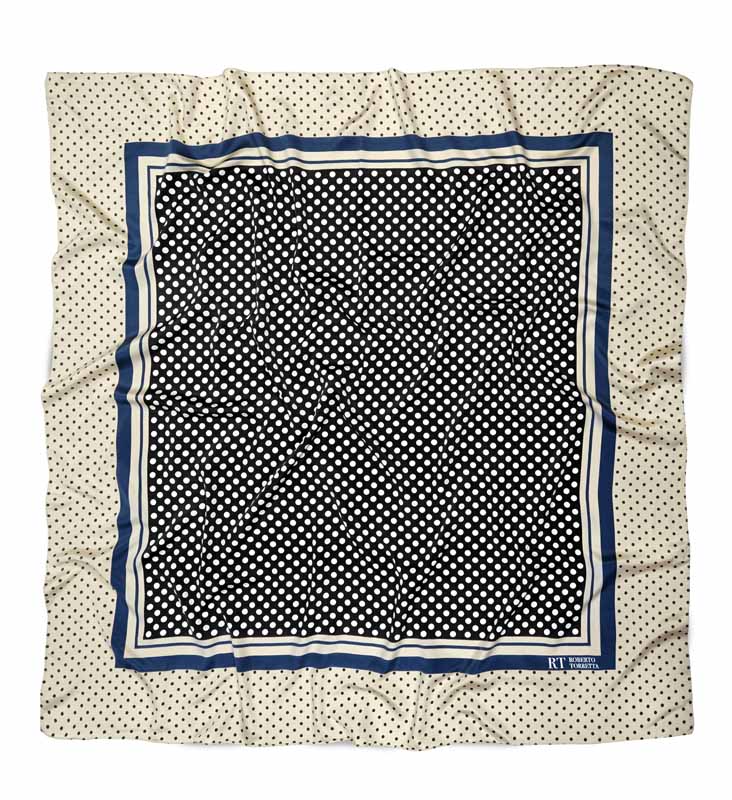 TORRETTA FOULARD IN POLIESTERE MOTIVO "STAR WINDOW" cm 120x120